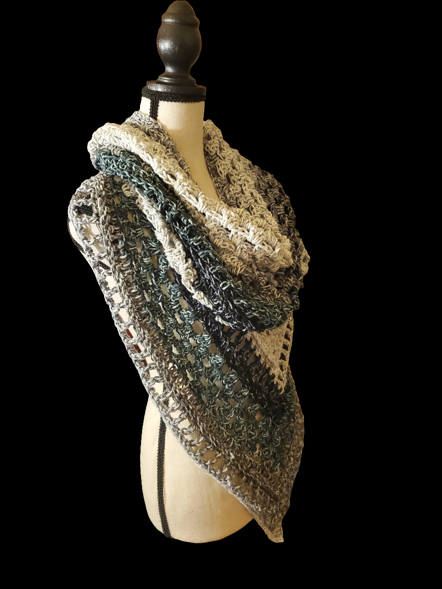 Boho hooded triangle scarf in black and white ombre, handmade crochet.