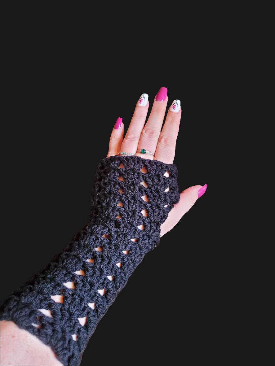 Fingerless gloves