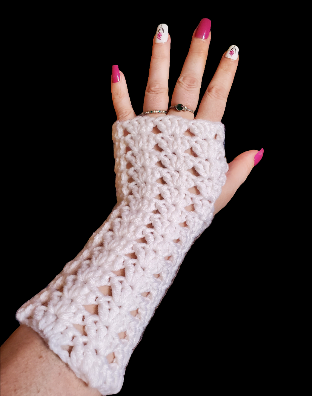 Fingerless white lacy gloves for teens or adults.